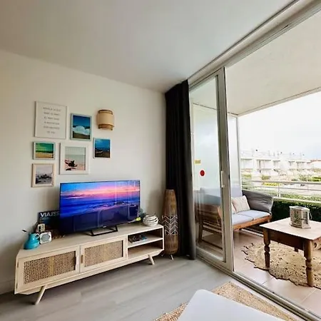 Cozy In L'estartit Apartment